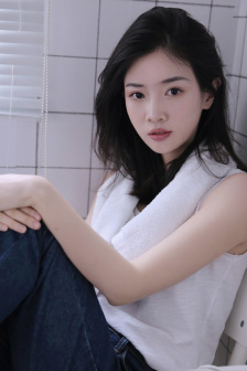 女医生的秘密诊所免费播放